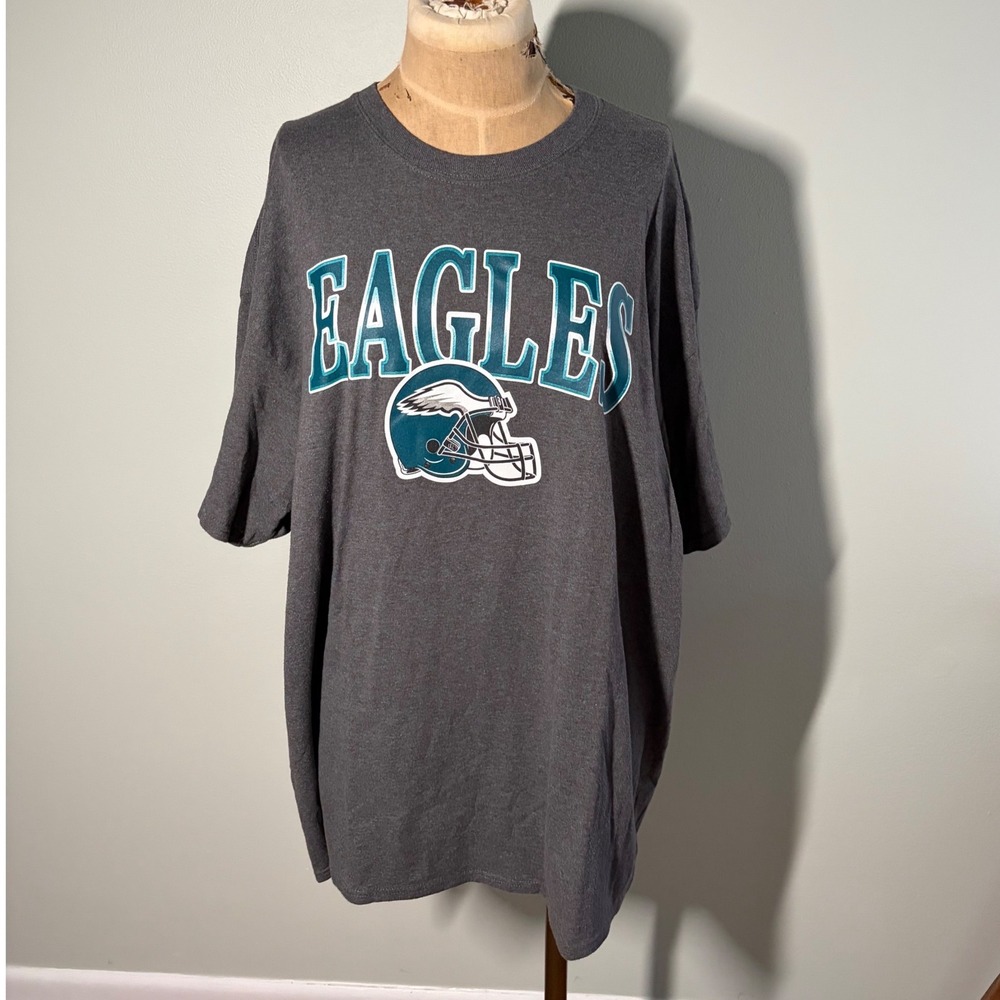 Philadelphia Eagles T-Shirt Men's 2XL Gray Graphic Tee